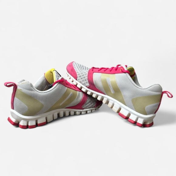 Women’s Size 9.5 - Reebok Realflex Transition Pink Training Running Sneakers - Picture 1 of 8